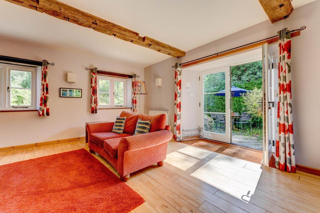 Bramley Cottage Ottery St Mary ภายนอก รูปภาพ